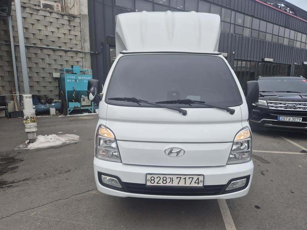 현대 포터2 1톤 윙바디 - 중고 트럭 매물 이미지