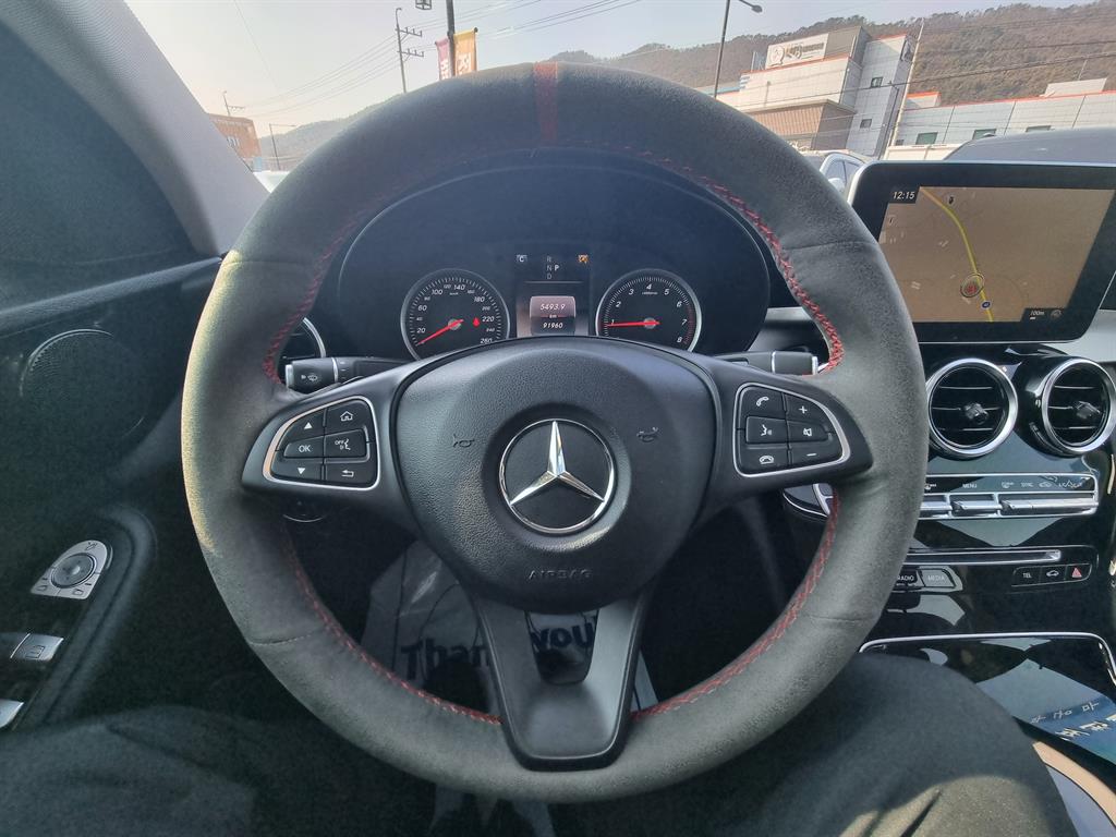 Mercedes-Benz C-Class C200 8