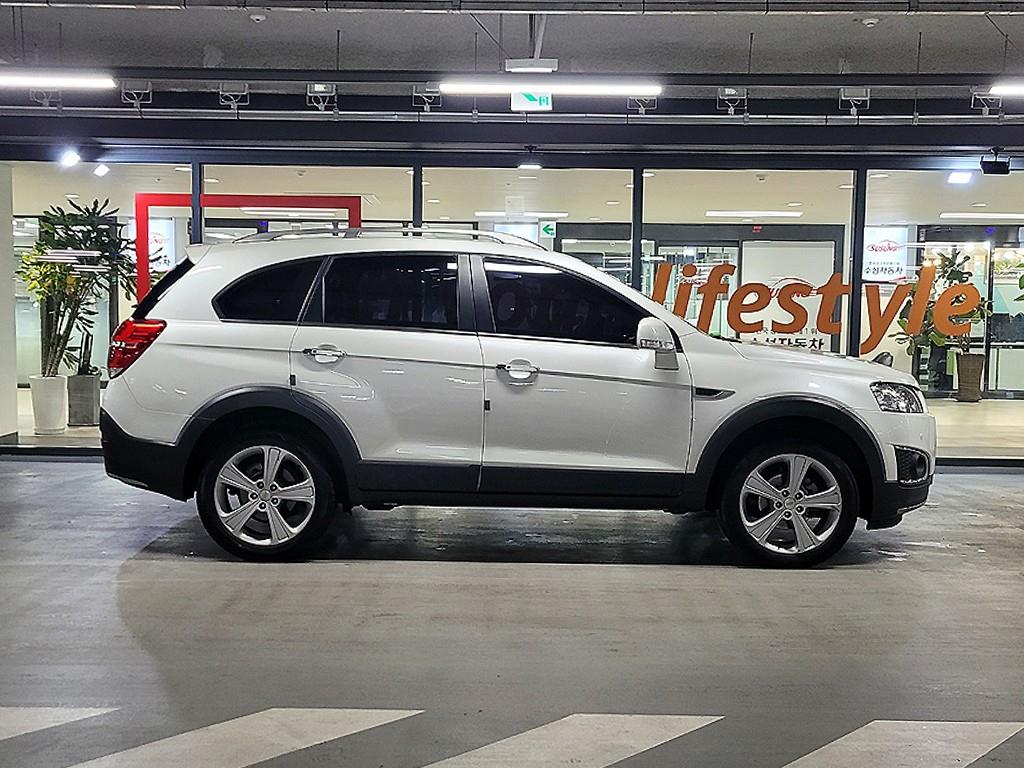 Chevrolet Captiva 2.0 2WD LT Premium 4