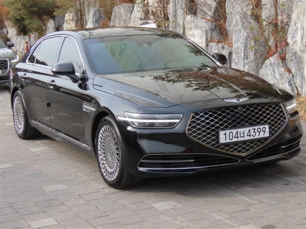 Genesis G90 3.8 GDI AWD Premium Luxury 3