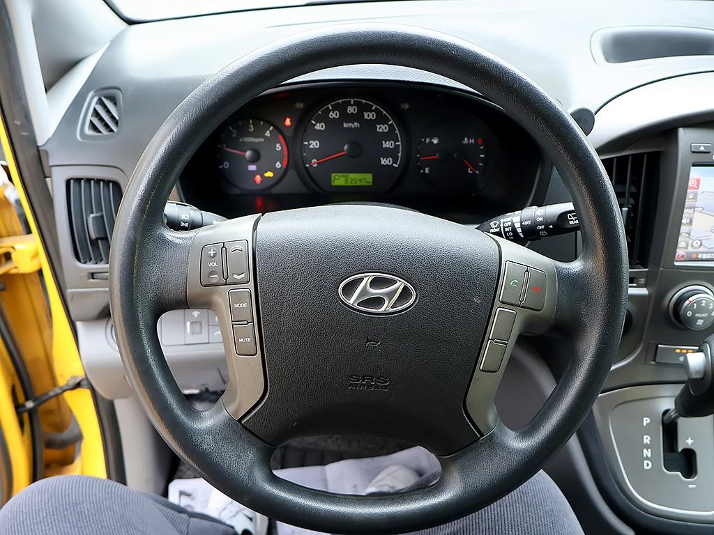 Hyundai Starex Wagon CVX Luxury 9