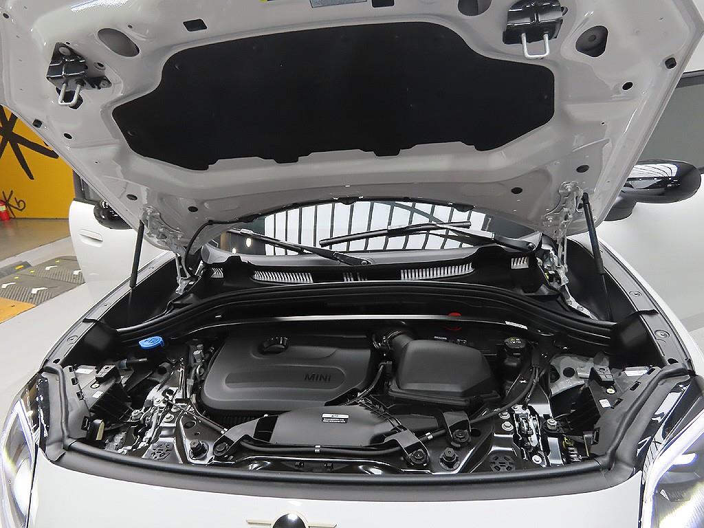 Mini Countryman 2.0 S ALL4 Favoured 8