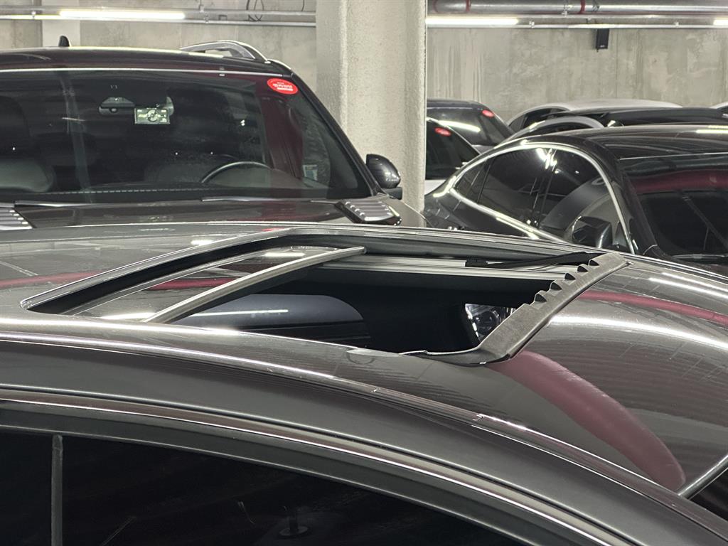 Mercedes-Benz E-Class E300 Elegance 7