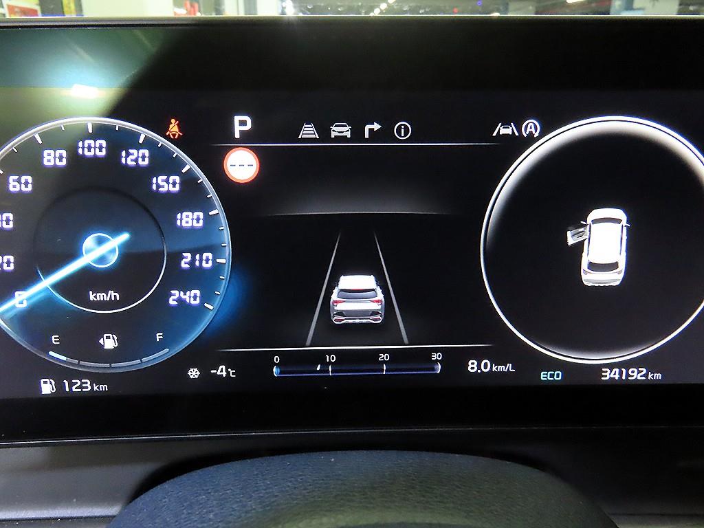 Kia Sportage 2.0 Diesel 2WD Signature 10