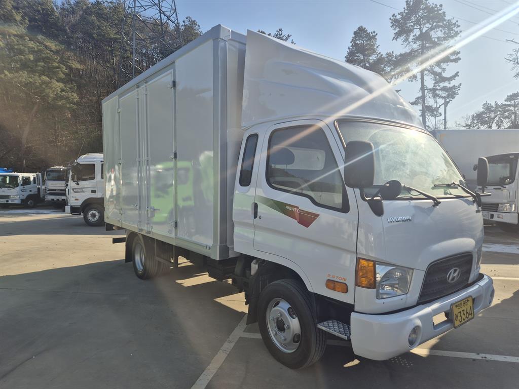 현대 이마이티 2.5톤 익스하이탑 - 중고 트럭 매물 이미지