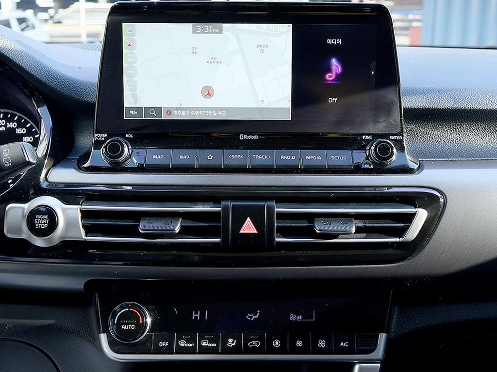 Kia Seltos Diesel 1.6 2WD Noblesse 10