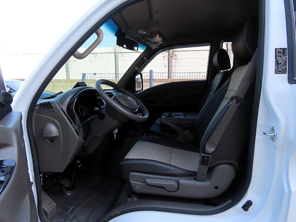 Hyundai Porter 1.0 Ton/ Super Cab/ Long Wheelbase 7