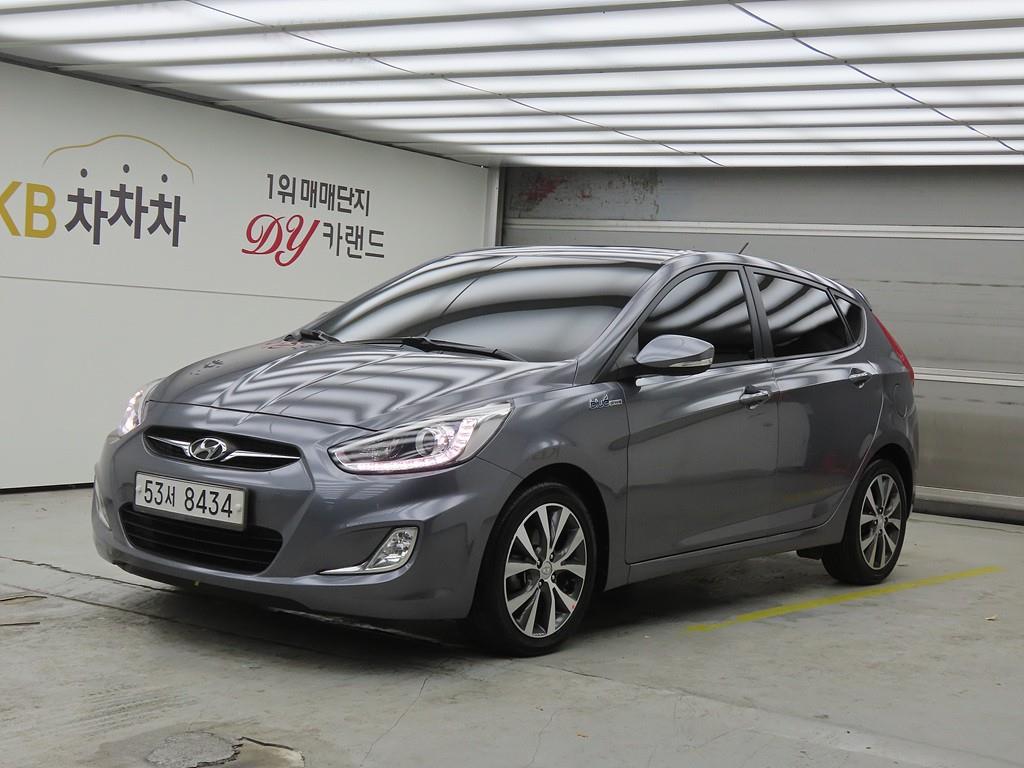Hyundai Accent 1.6GDI Blue