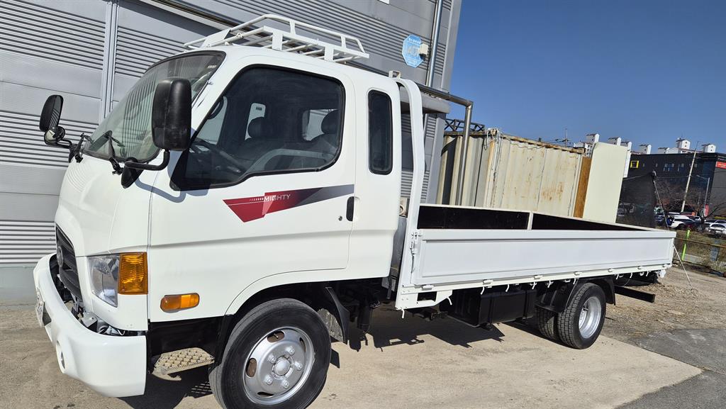 현대 이마이티 2.5톤 카고 - 중고 트럭 매물 이미지