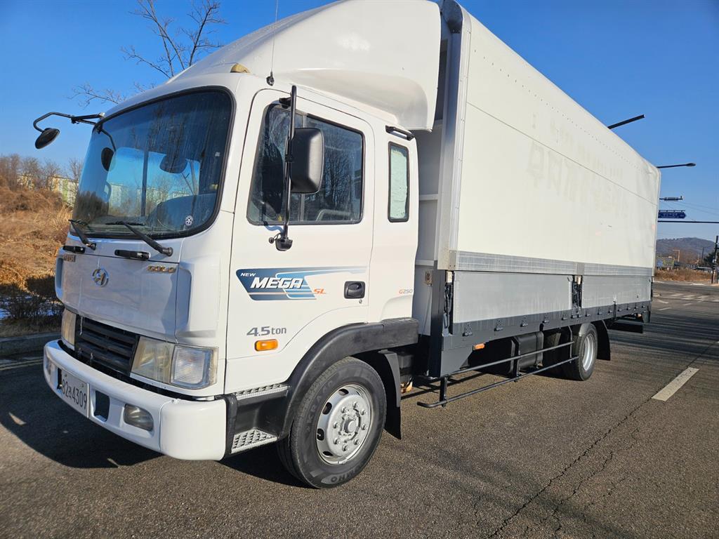 현대 메가트럭 윙바디 4.5톤 수동 - 중고 트럭 매물 이미지