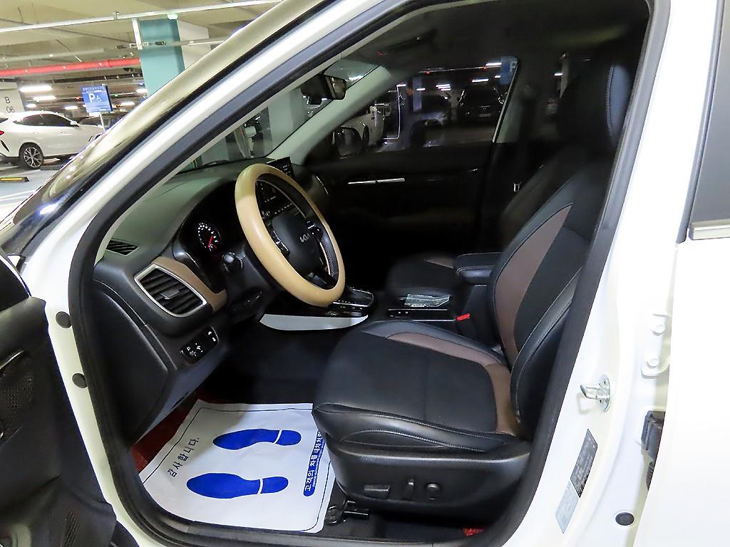 Kia Seltos Gasoline 1.6 Turbo 2WD Signature 7