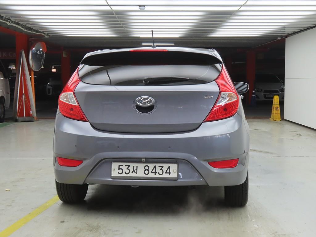 Hyundai Accent 1.6GDI Blue 4