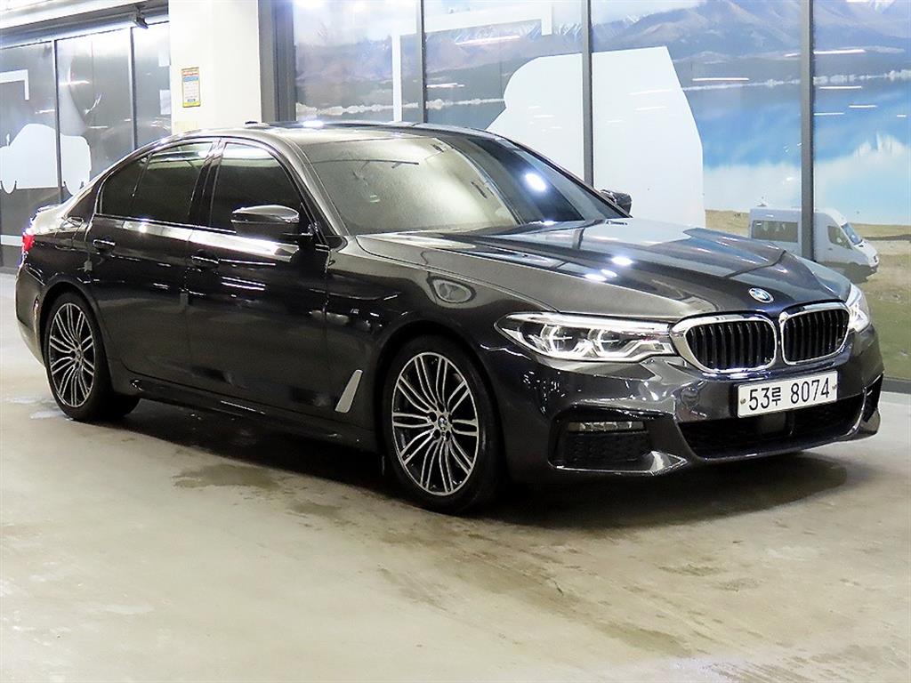 BMW 5 Series 530i xDrive M Sport Plus 2