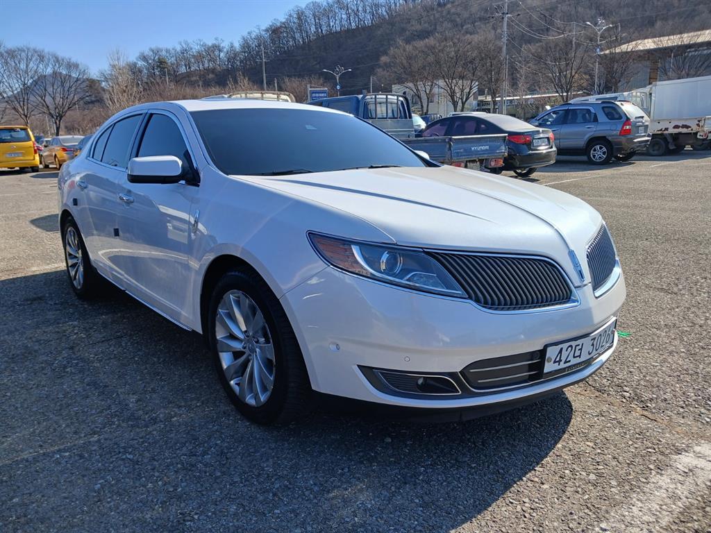 Lincoln MKS 3.7 3