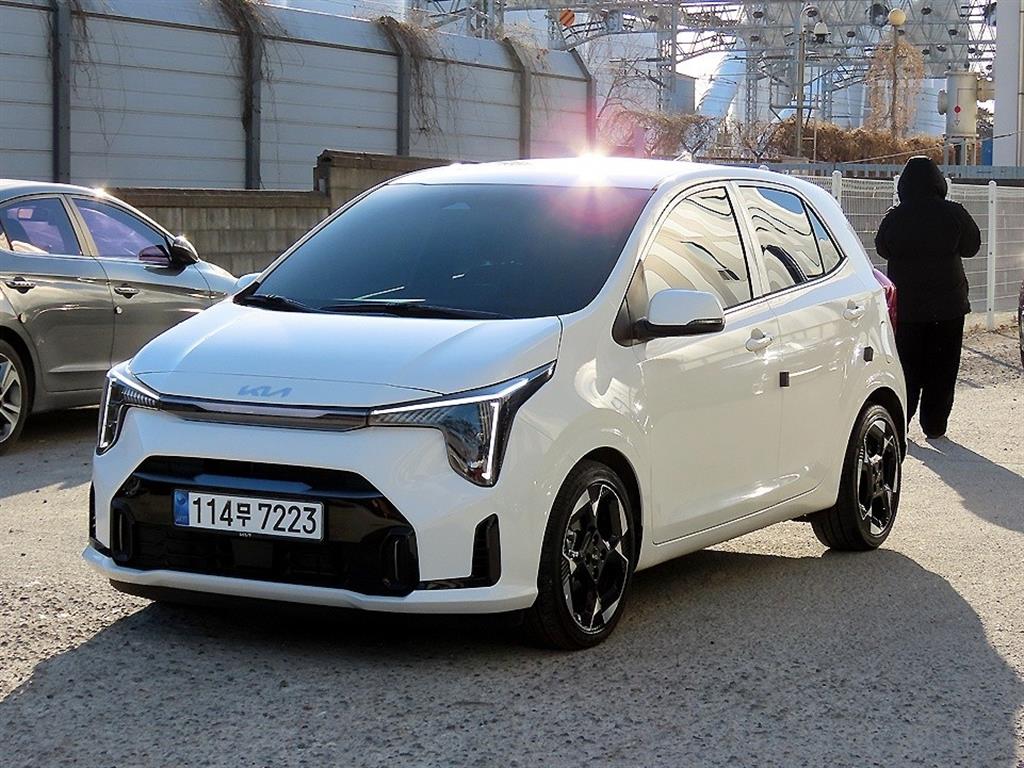 Kia Morning JA 1.0 Gasoline Signature 10