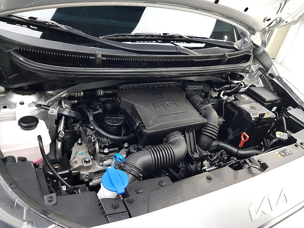 Kia Morning 1.0 Gasoline Trendy 7