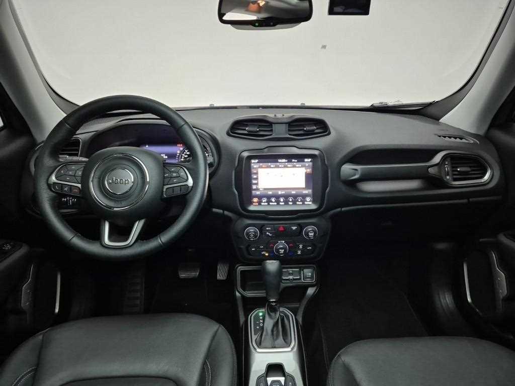 Jeep Renegade 1.3 Limited FWD 8