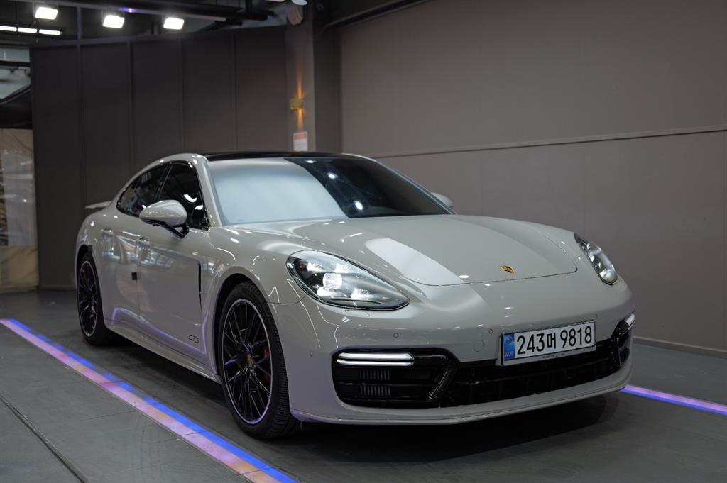 Porsche Panamera 4.0 GTS