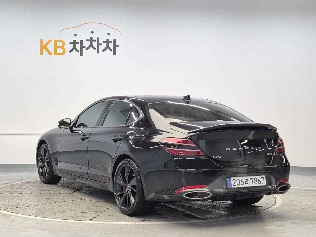 Genesis G70 Gasoline 3.3T 4WD Sport Package 3