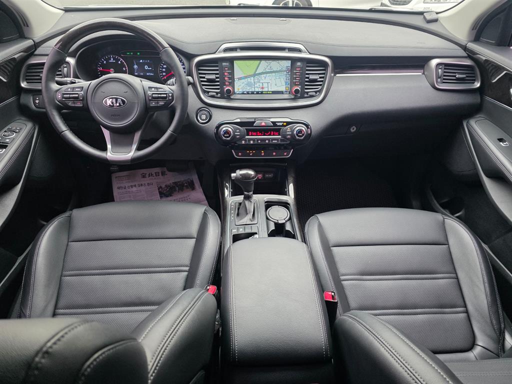 Kia Sorento Diesel 2WD 2.0 Prestige 8