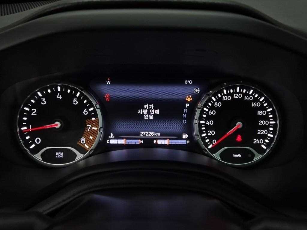 Jeep Renegade 1.3 Limited FWD 7