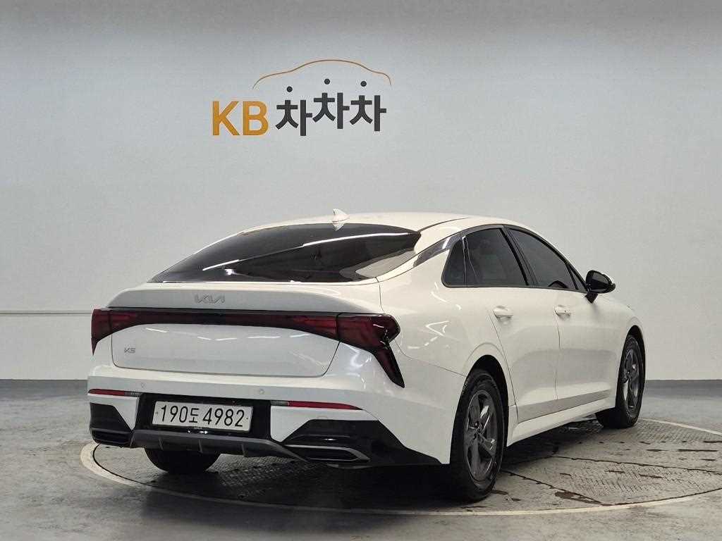 Kia K5 2.0 LPi Trendy — фото 3