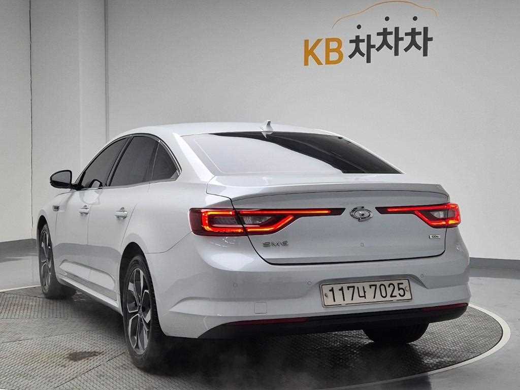 Renault SM6 Gasoline 2.0 GDe LE 3