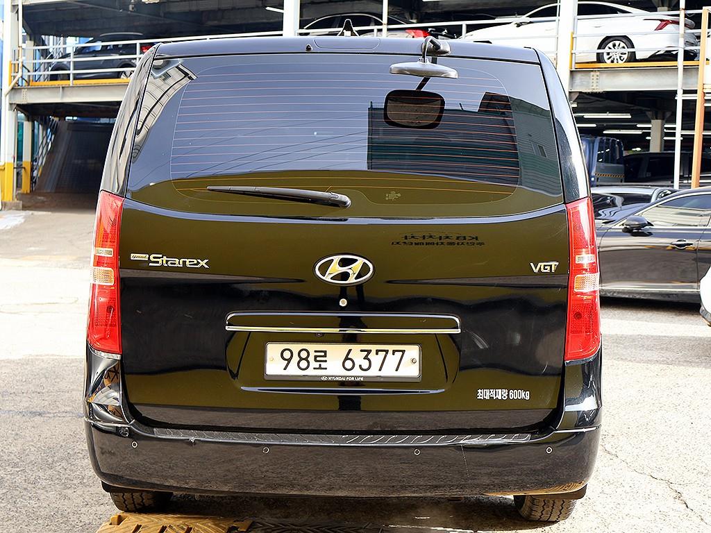 Hyundai Starex 2WD Camping Car 4