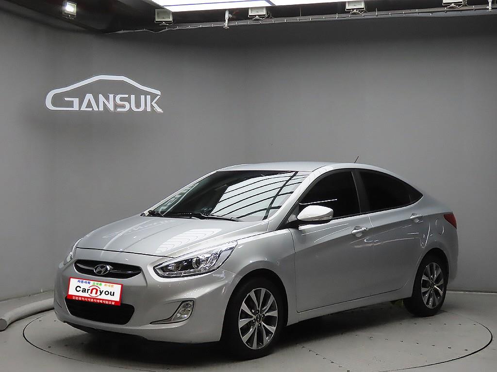 Hyundai Accent 1.4VVT Premium 3