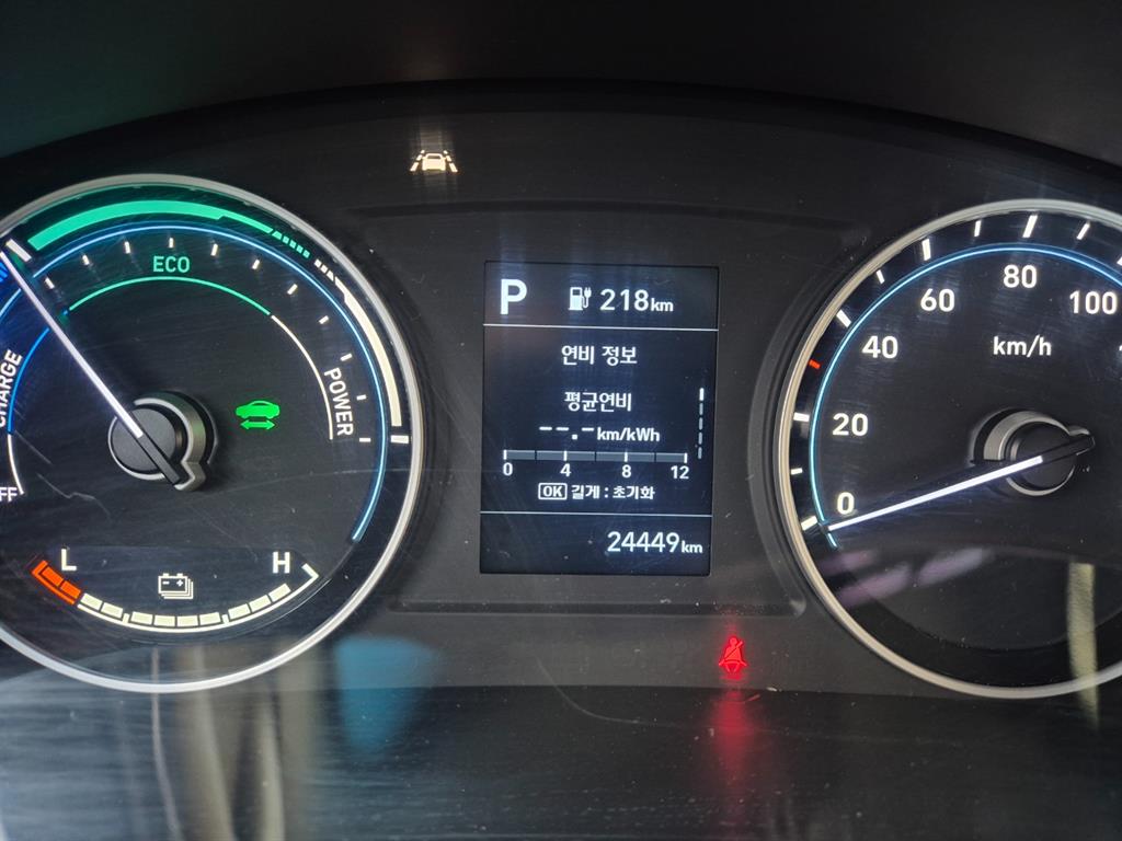 Hyundai Porter 1.0 Ton/ Super Cab/ Long Wheelbase/ Premium Special 9