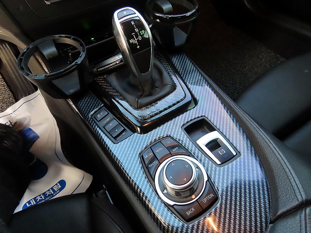 BMW Z4 sDrive 35is 10