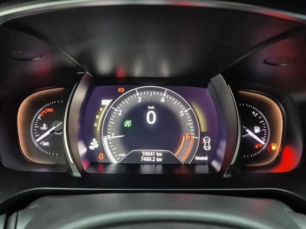 Renault SM6 Gasoline 2.0 GDe LE 7