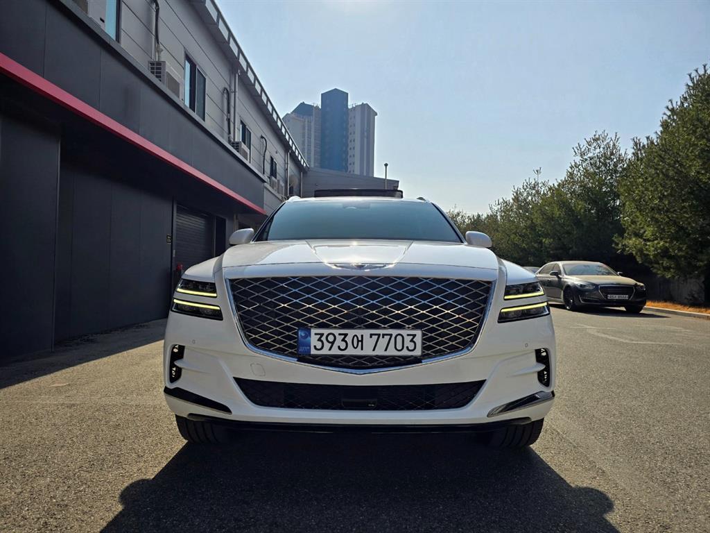Genesis GV80 Gasoline 2.5T AWD — фото 3