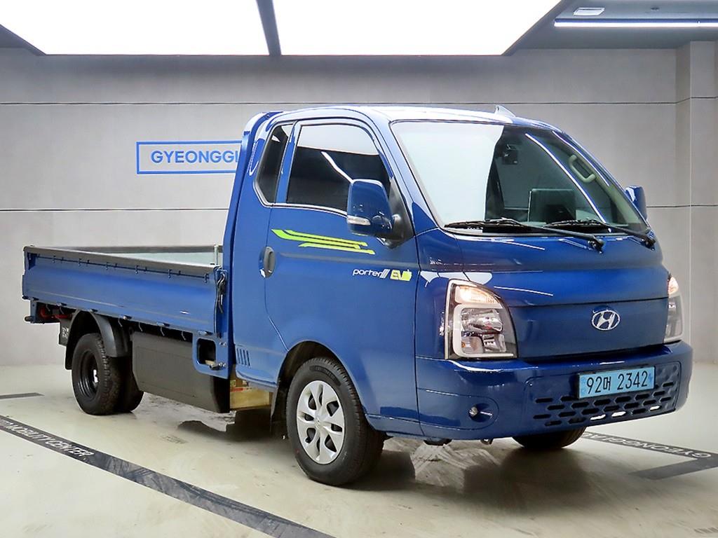 Hyundai Porter 1.0 Ton/ Super Cab/ Long Wheelbase/ Smart Special
