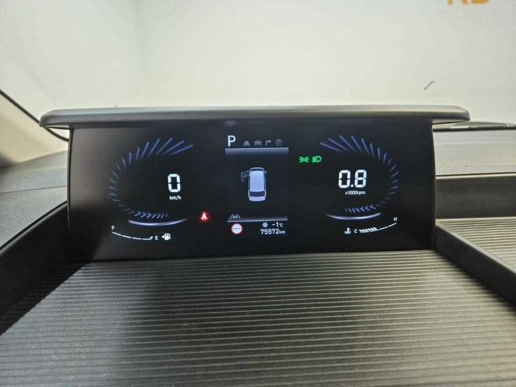 Hyundai Staria LPG Tourer Modern 7