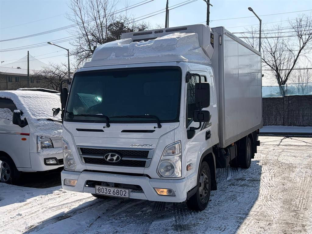 현대 올뉴마이티 2.5톤 냉동탑 - 중고 트럭 매물 이미지