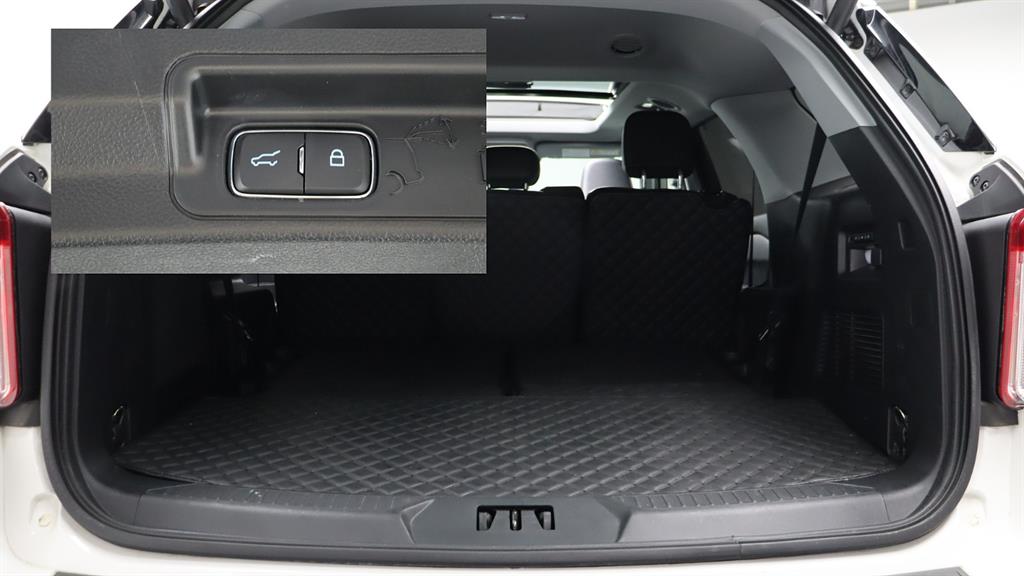 Ford Explorer 2.3 AWD Limited 8