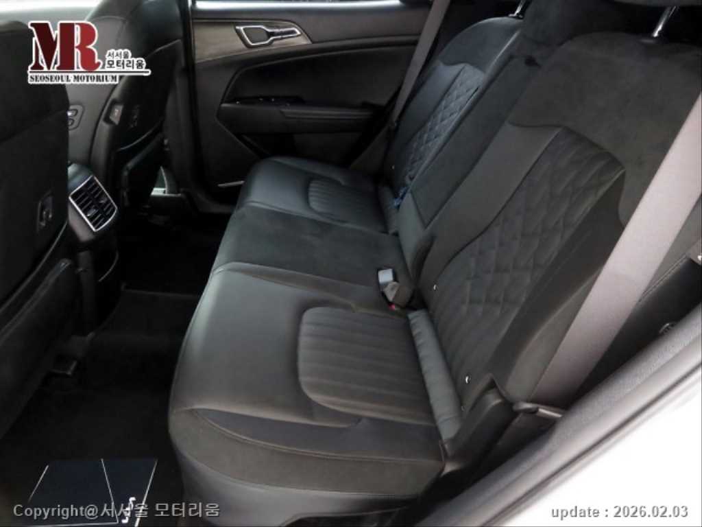 Kia Sportage 1.6 Turbo HEV 2WD 30th Anniversary Edition 7