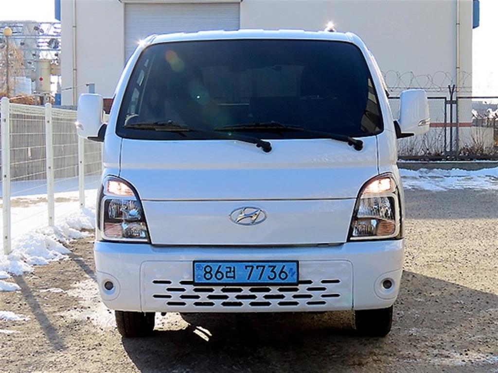 현대 포터2 1톤 카고 전기 - 중고 트럭 매물 이미지