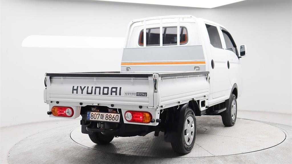 Hyundai Porter Double Cab/ Long Wheelbase/ 4WD Premium 3