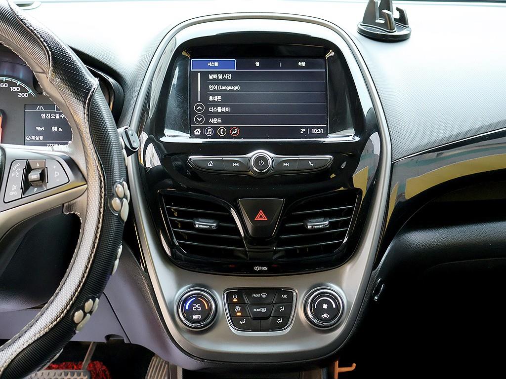 Chevrolet Spark Premier 10