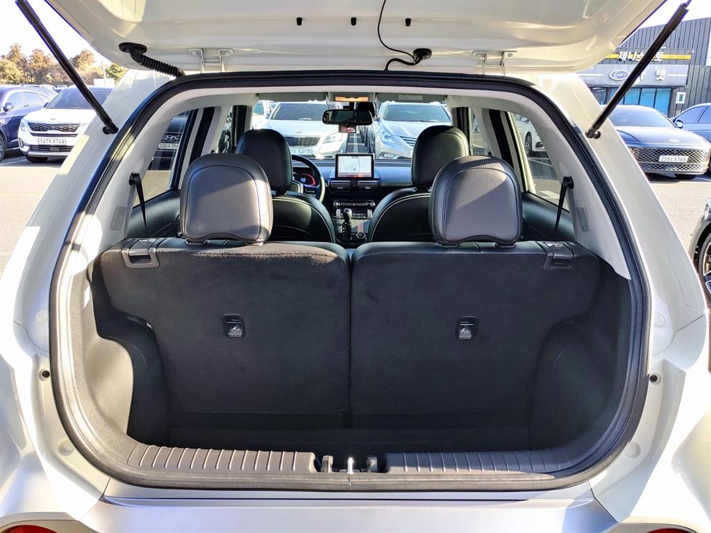 Hyundai Casper 1.0 Gasoline Modern 8