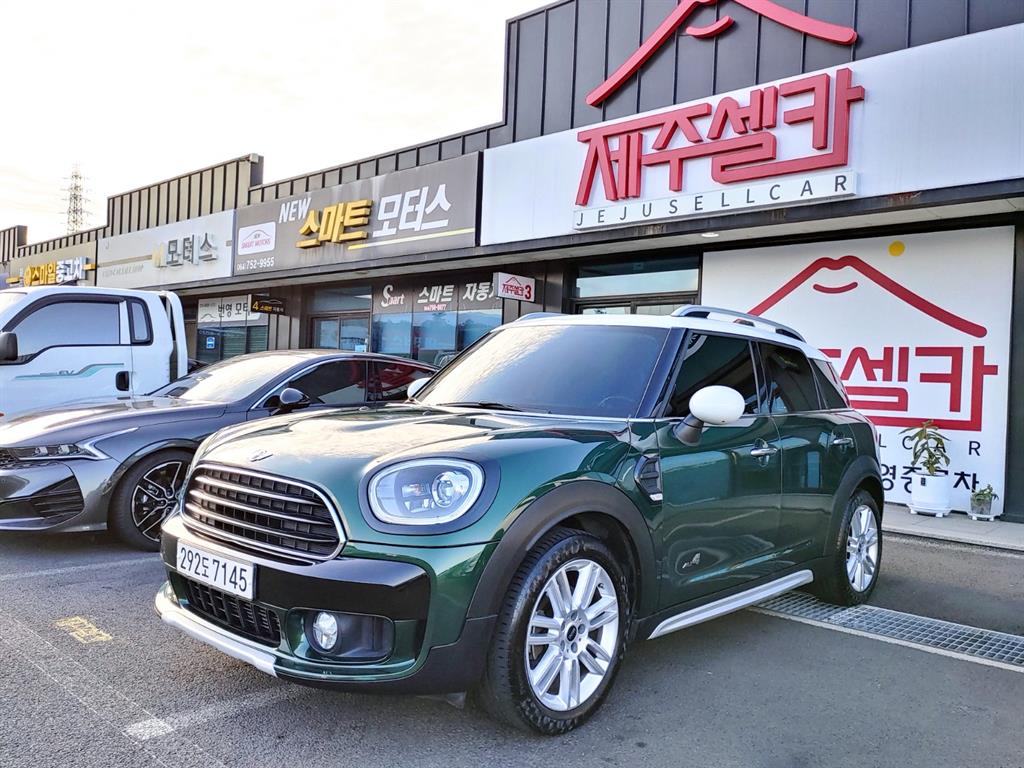 Mini Countryman 2.0 D ALL4 High Trim 3