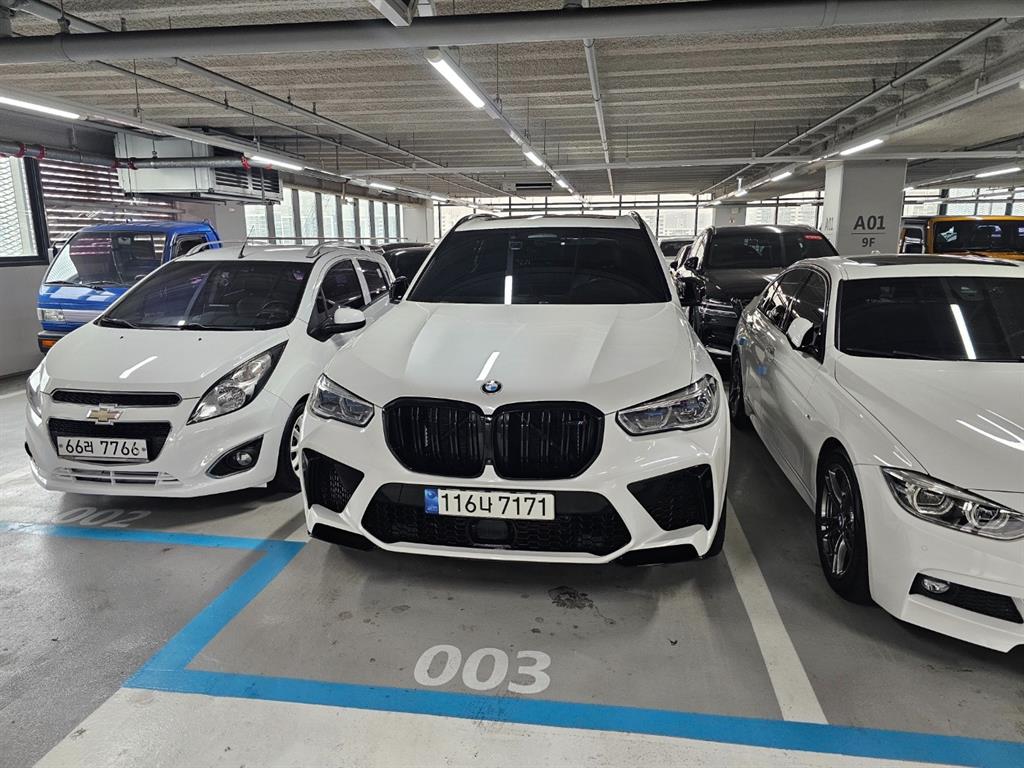 BMW X5M 4.4 Competition 2