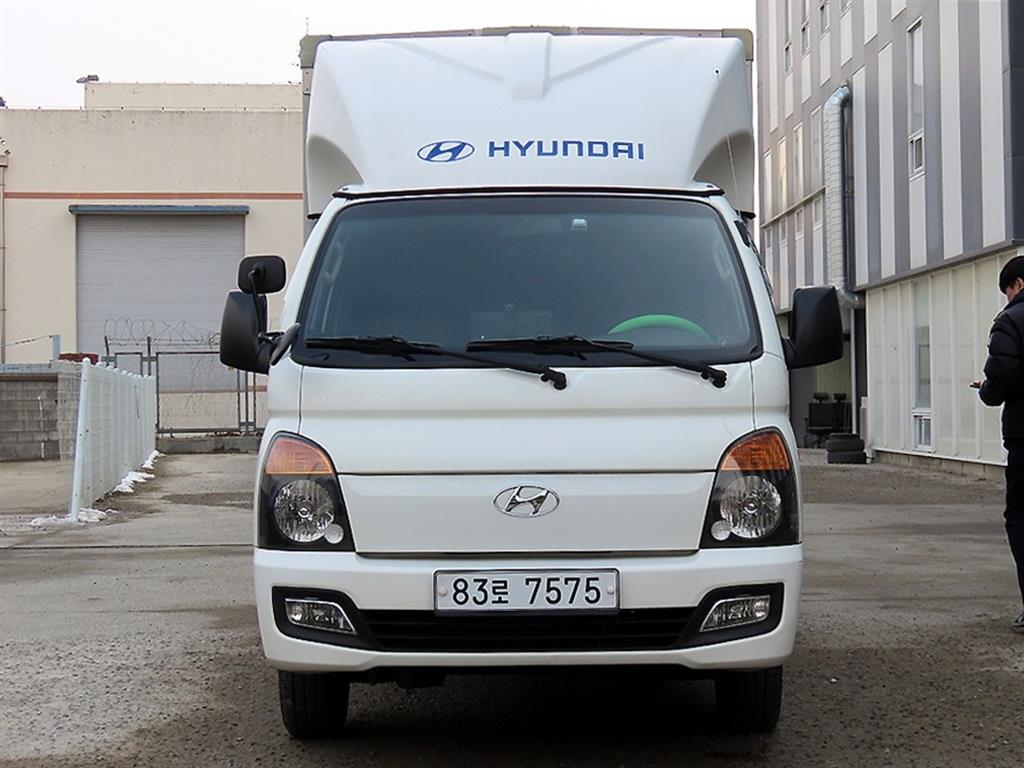 현대 포터2 1톤 윙바디 - 중고 트럭 매물 이미지