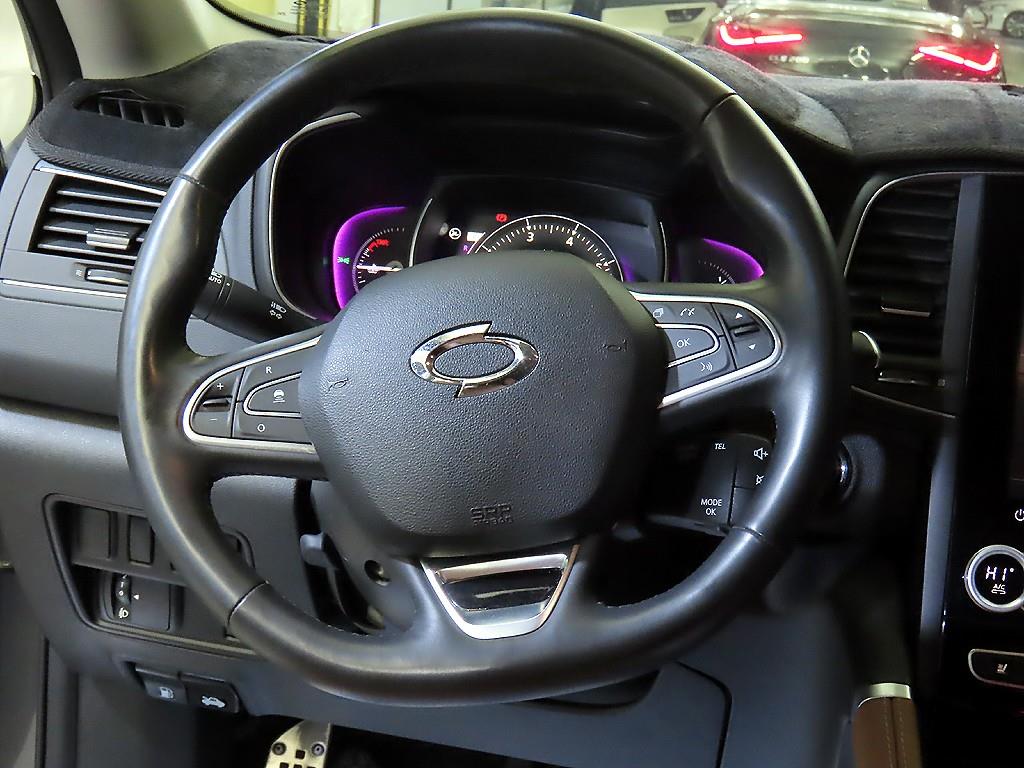 Renault QM6 2.0 LPe RE 2WD 9