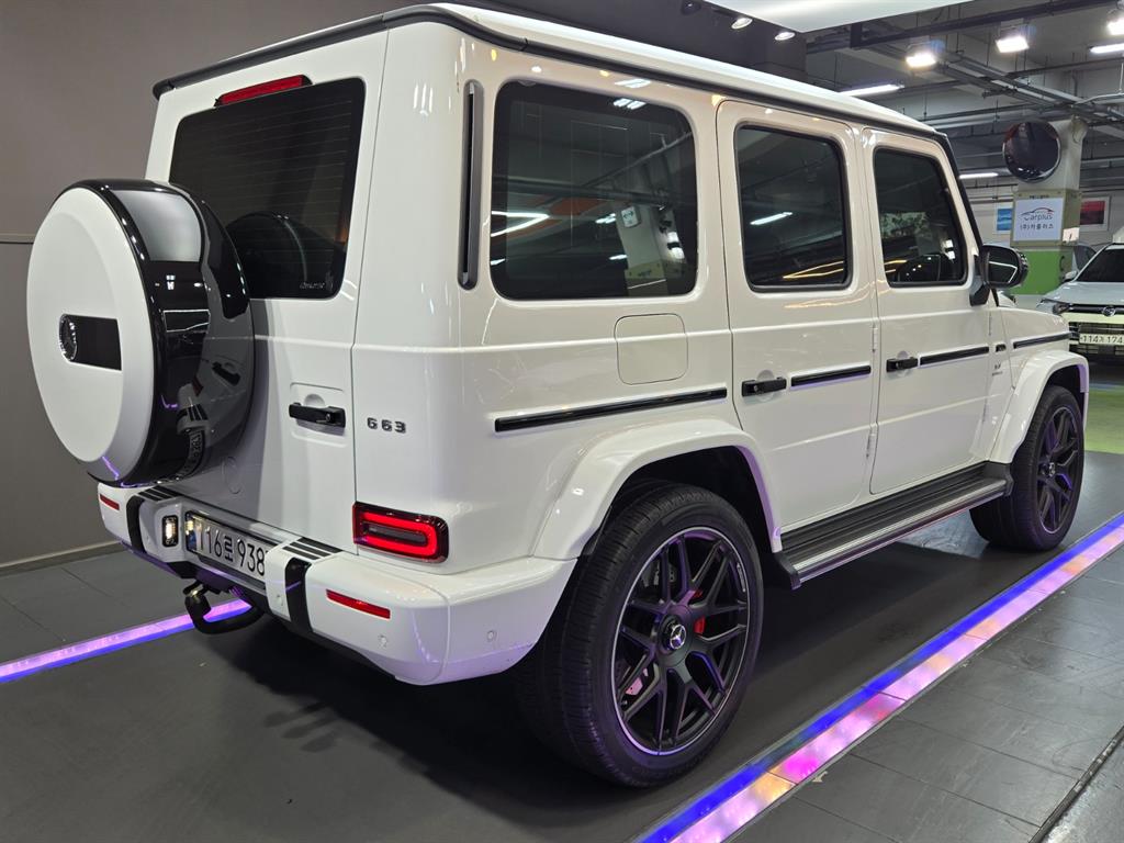 Mercedes-Benz G-Class AMG G63 Edition 3