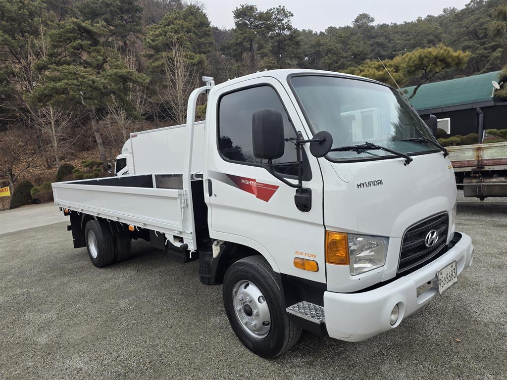 현대 이마이티 3.5톤 카고 일반캡 - 중고 트럭 매물 이미지