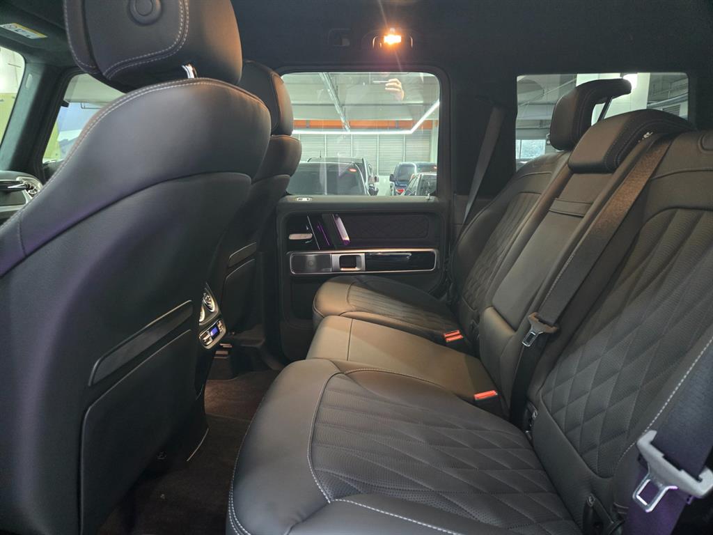 Mercedes-Benz G-Class AMG G63 Edition 8