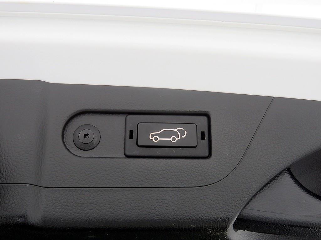 KG Mobility (Ssangyong) Rexton Diesel 2.2 4WD Master 7